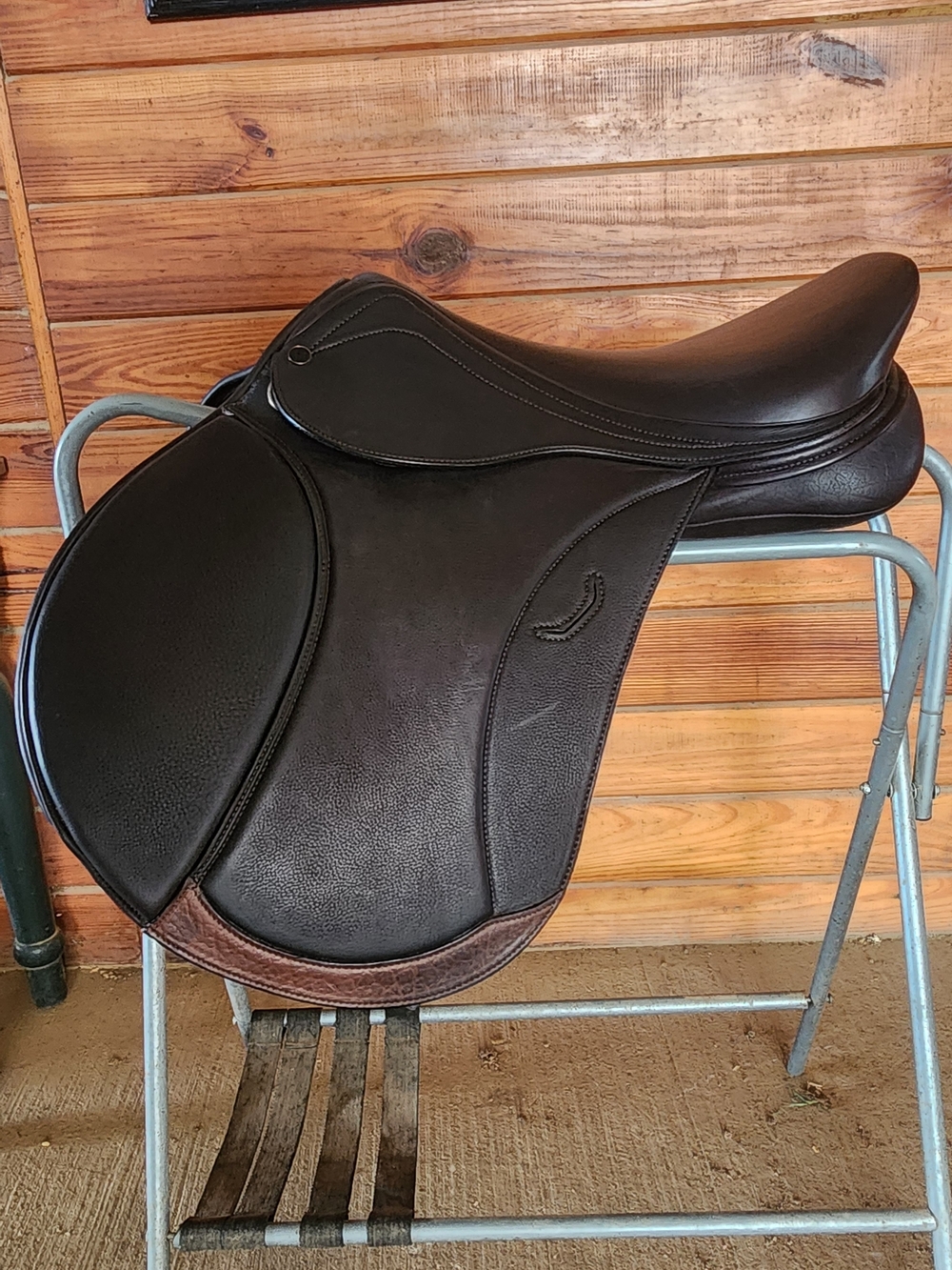 NEW  Schleese PLS Jump Saddle